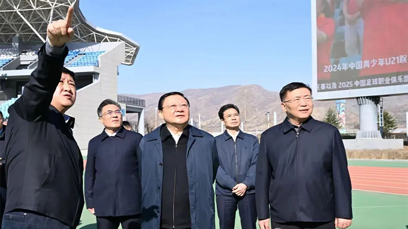 树立和践行正确政绩观 努力创造经得起检验的实绩实效 王伟中包钢深入呼和浩特市调研政府投资类项目